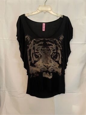 Retro Doll Black Tiger Face Dolman Sleeve Tee